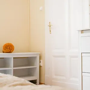 Your In Budapest: Cozy, & Silent Apartment Budapest